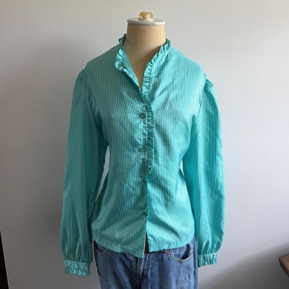 Vintage 1970's Collegian of California blue striped button down billowed sleeves